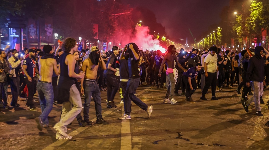 Γαλλία: Οι πανηγυρισμοί για τη νίκη στο Champions League εξελίχθηκαν σε τραγωδία - Δύο νεκροί 