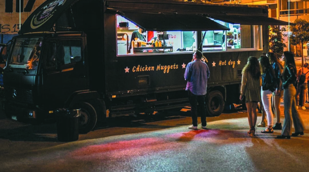 Η Καντίνα της Μιχαλακοπούλου: Η ιστορικότερη καντίνα της Αθήνας πλέον είναι… On the Road