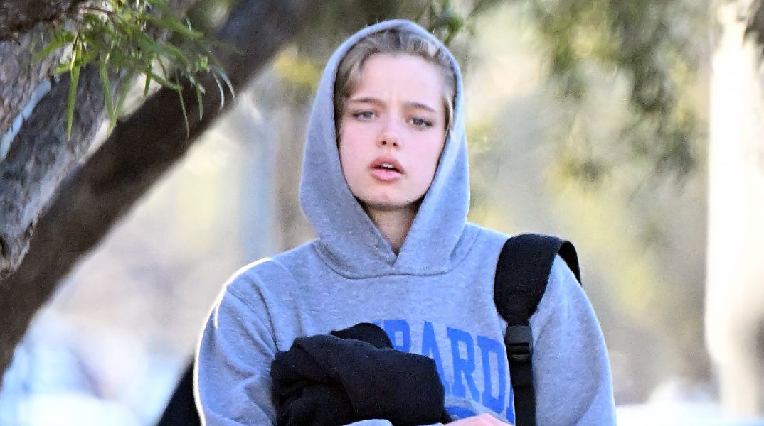 Η κόρη της Τζολί και του Πιτ, Σιλό, άλλαξε ξανά το όνομά της - Πλέον θέλει να την αποκαλούν «Shi»