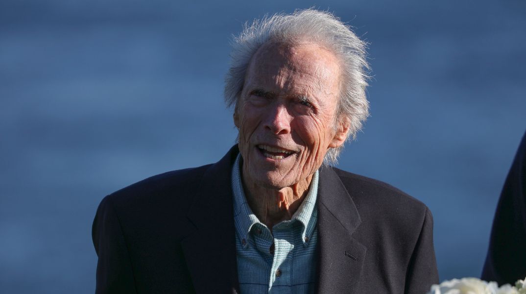 Ο Κλιντ Ίστγουντ διαψεύδει επινοημένη viral συνέντευξη στην Kurier - Τονίζει ότι δεν μίλησε με κανέναν δημοσιογράφο και ότι τα λόγια του παραποιήθηκαν.