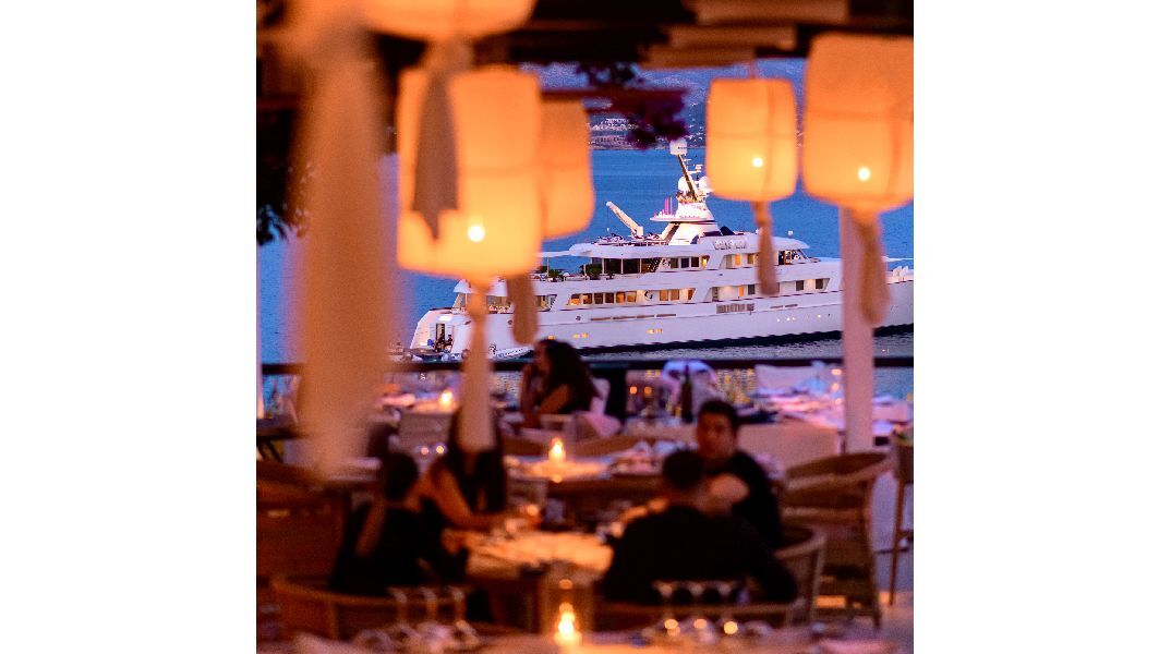 Island Club & Restaurant