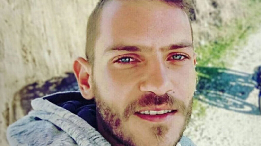 Μπάμπης Κούτσικος