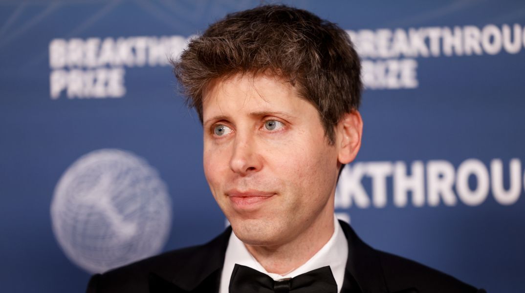 O Λούκα Γκουαντανίνο θα σκηνοθετήσει τη βιογραφική ταινία του CEO της OpenAI, Σαμ Άλτμαν