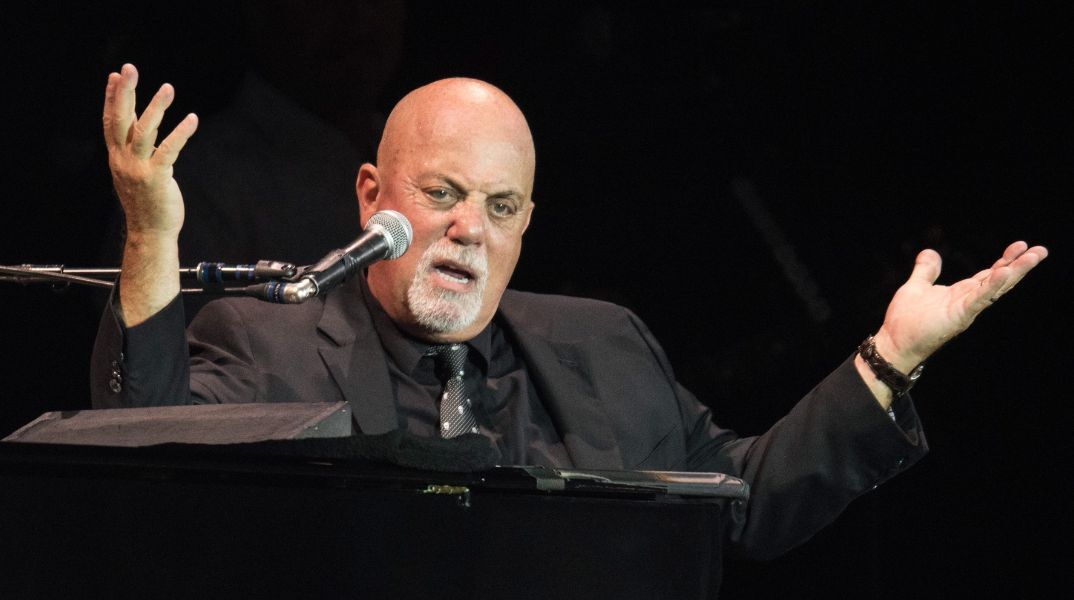 Ο Μπίλι Τζόελ αποκάλυψε δύο απόπειρες αυτοκτονίας μετά από σχέση με τη σύζυγο του καλύτερού του φίλου - Η εξομολόγηση στο νέο του ντοκιμαντέρ.