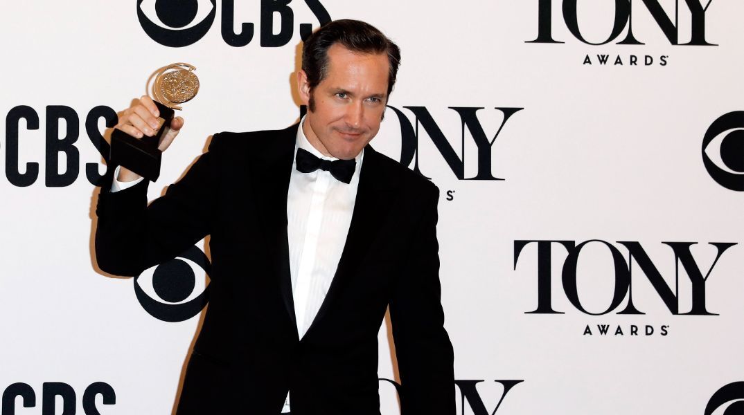 Ο Μπέρτι Κάρβελ θα υποδυθεί τον Cornelius Fudge στη σειρά Χάρι Πότερ