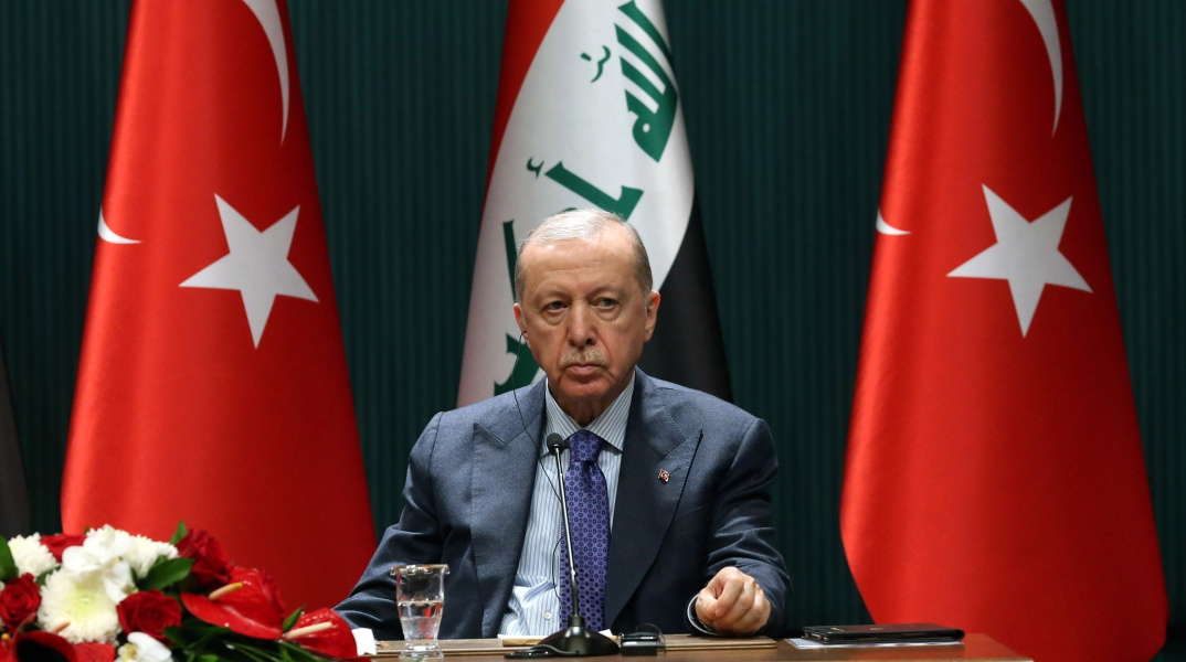 Τουρκία: Αναζωπυρώθηκαν τα σενάρια για επιδείνωση υγείας του Ερντογάν - Τι απαντά η Άγκυρα