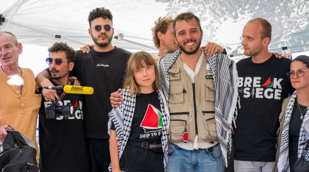 Madleen: Οκτώ από τους 12 ακτιβιστές δεν υπογράφουν τα έγγραφα απέλασης - Τι θα συμβεί τώρα