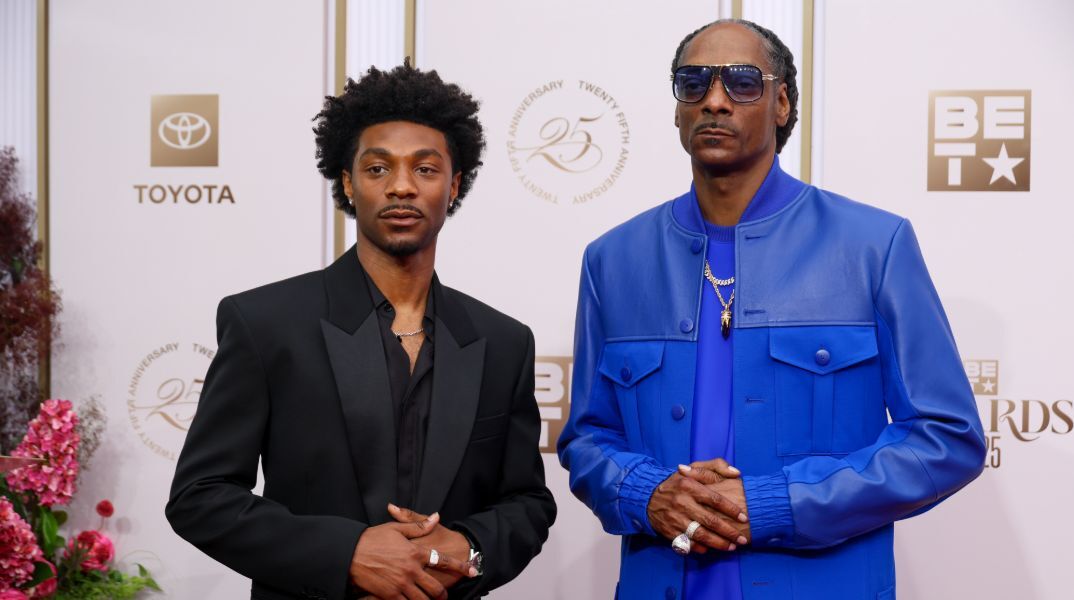 Ο Τζόναθαν Ντέιβις θα ενσαρκώσει τον Snoop Dogg στο επερχόμενο βιογραφικό φιλμ
