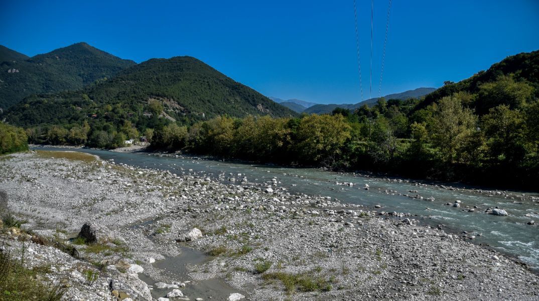Άρτα: Ανέκτησαν τις αισθήσεις τους τα δύο παιδιά που ανασύρθηκαν από τον Άραχθο ποταμό