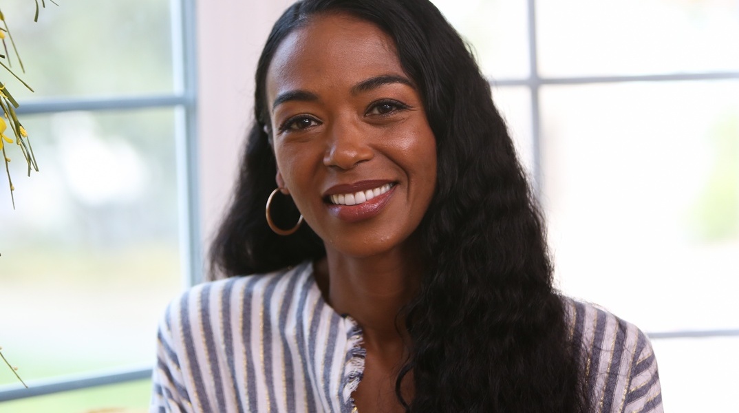 Ανάντα Λιούις