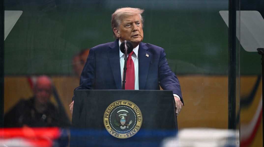 Ο Τραμπ απειλεί το Ιράν: Αν δεχτούμε επίθεση, θα απαντήσουμε με πρωτοφανή ισχύ