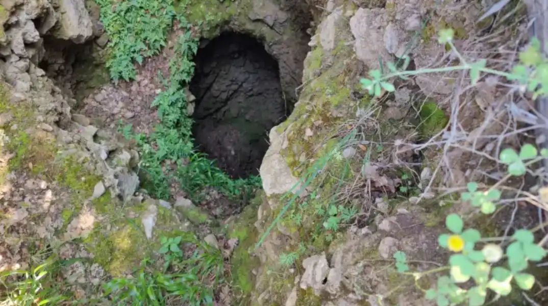 Ημαθία: Έψαχναν για θησαυρούς μέσα σε αρχαιολογικούς χώρους με εξοπλισμό τελευταίας τεχνολογίας