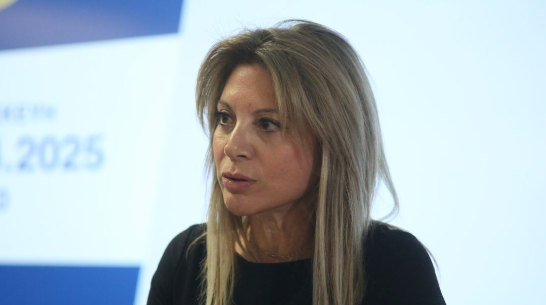 Η Μαρία Καρυστιανού καταγγέλλει απειλές κατά της ίδιας και της οικογένειάς της 