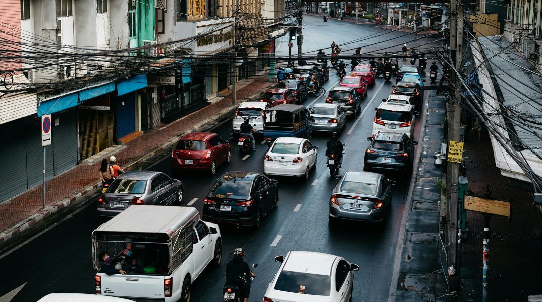 Εκπαίδευση εναντίον Ειδίκευσης: Η διαφορά στην οδηγική συμπεριφορά