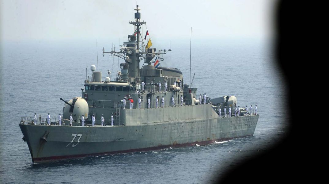 Το Ιράν απειλεί ξανά με το κλείσιμο των Στενών του Ορμούζ - Συναγερμός για την παγκόσμια οικονομία