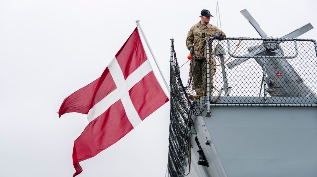 Η Δανία χρησιμοποιεί αμερικανικά drones-πλοία για να προστατεύσει υποθαλάσσια καλώδια στη Βαλτική από πιθανές ρωσικές επιθέσεις.