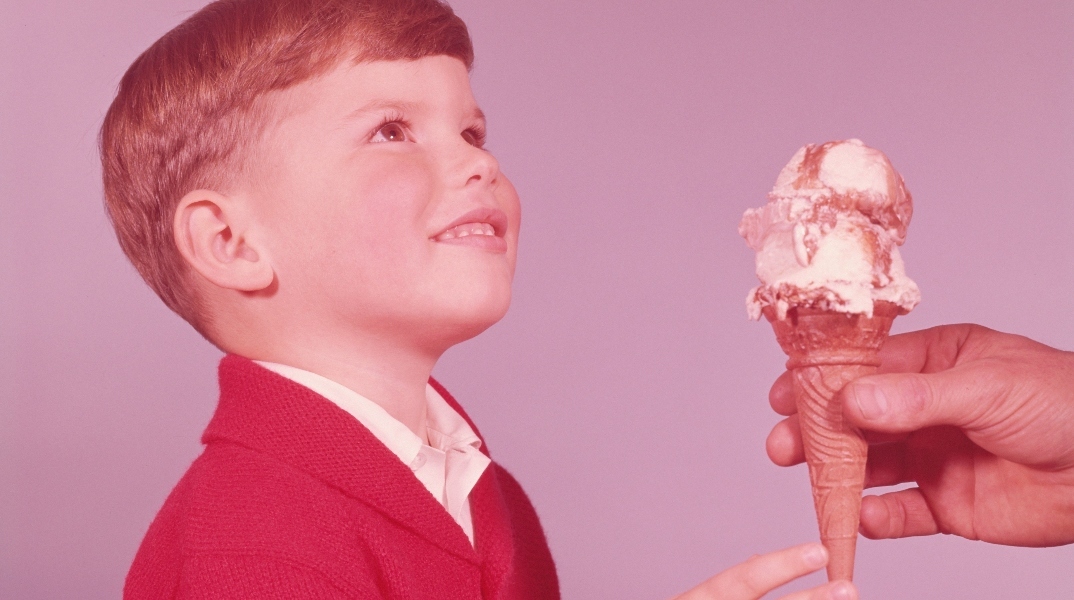 Κλισέ πράγματα που μας έλεγαν οι γονείς και τώρα τα λέμε εμείς 