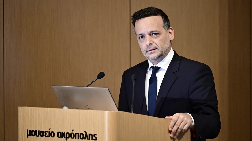 Ο δήμαρχος Αθηναίων, Χάρης Δούκας