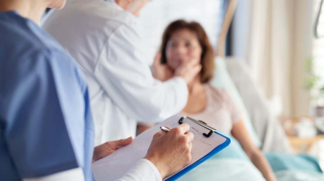 Ελασσόνα: Σε επιτήρηση 25 άτομα για τον αιμορραγικό πυρετό - Πώς μεταδίδεται και ποια είναι τα συμπτώματα