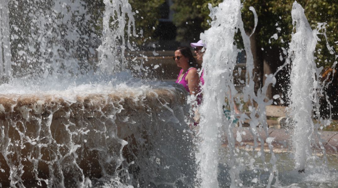 Καιρός: Έως 38°C η θερμοκρασία την Τρίτη - Άνεμοι μέχρι και 7 μποφόρ