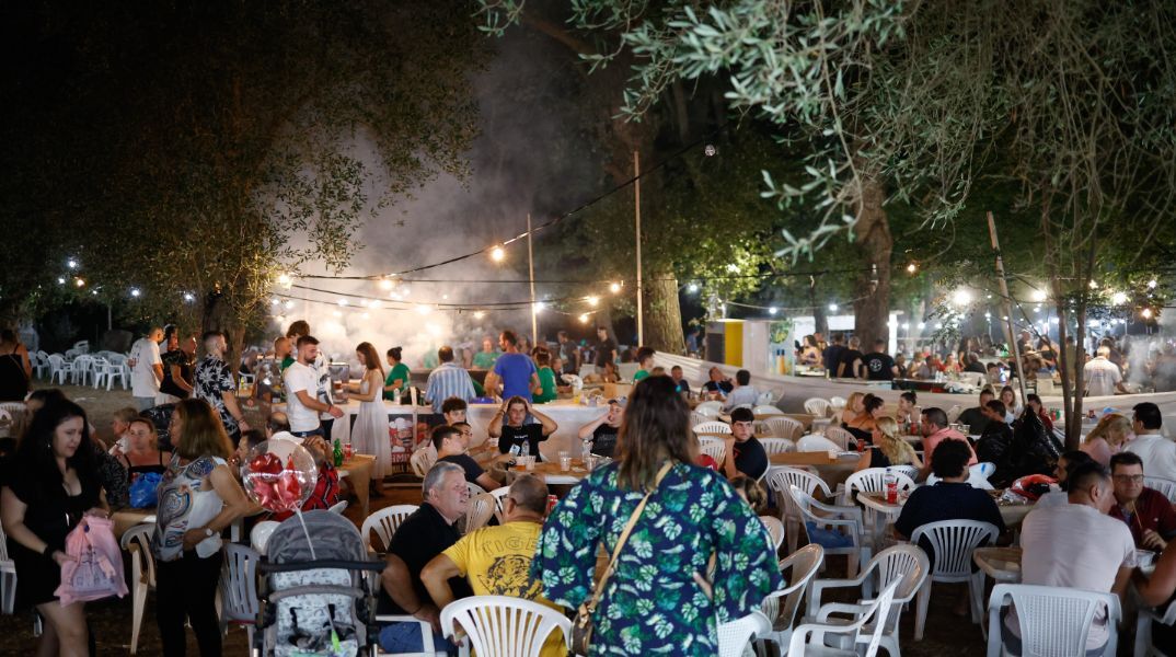 Πανηγύρι στη Μυτιλήνη: «Ήταν αποφασισμένος να σκοτώσει» λένε οι μάρτυρες - Από θαύμα ζει ο 35χρονος 