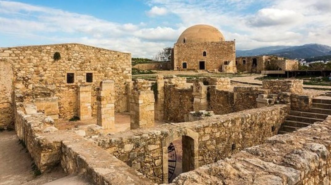 ΥΠΠΟ: Στο προσκήνιο η πολιτιστική ανάδειξη του Ρεθύμνου - Νέο Αρχαιολογικό Μουσείο, Φορτέτζα, Παλιά Πόλη και Μονή Αρκαδίου