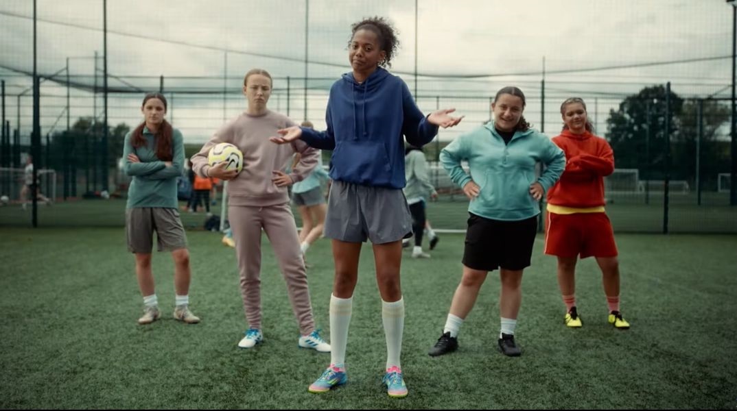 Ποδόσφαιρο, κορίτσια και μια νέα εποχή συμπεριληπτικής αφήγησης