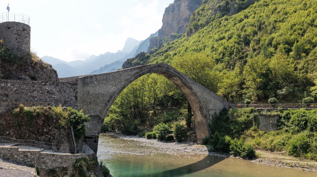 Κόνιτσα: Ο τόπος των πέτρινων γεφυριών