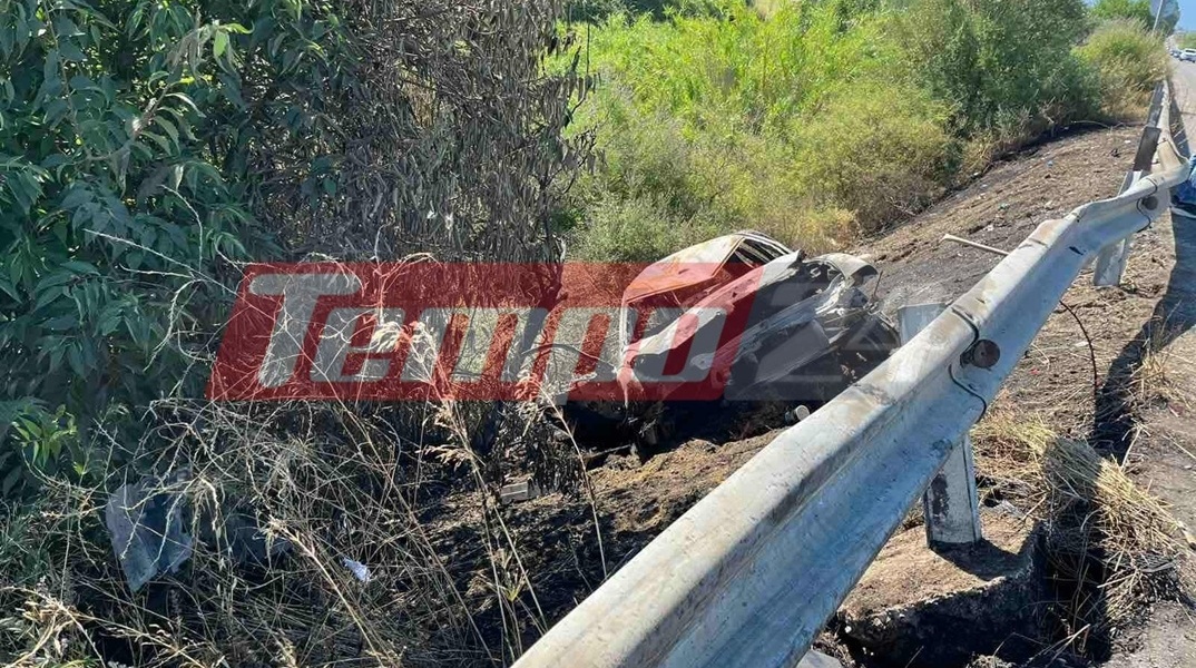 Το όχημα του 21χρονου πήρε φωτιά με συνέπεια ο νεαρός οδηγός να εγκλωβιστεί και να απανθρακωθεί μέσα στο όχημα στο Αγρίνιο