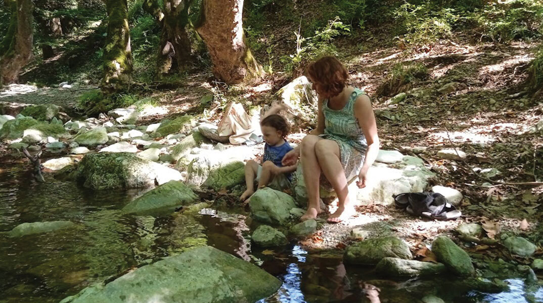 Ο συγγραφέας Γιάννης Παλαβός γράφει για την Καρυά Ολύμπου