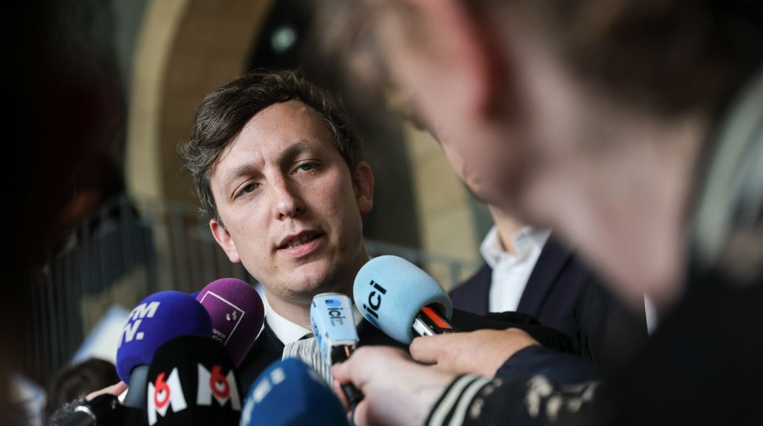 Γαλλία: Αυτοκτόνησε «πιθανότατα» ο δικηγόρος του παιδεραστή γιατρού Ζοέλ Λε Σκουαρνέκ