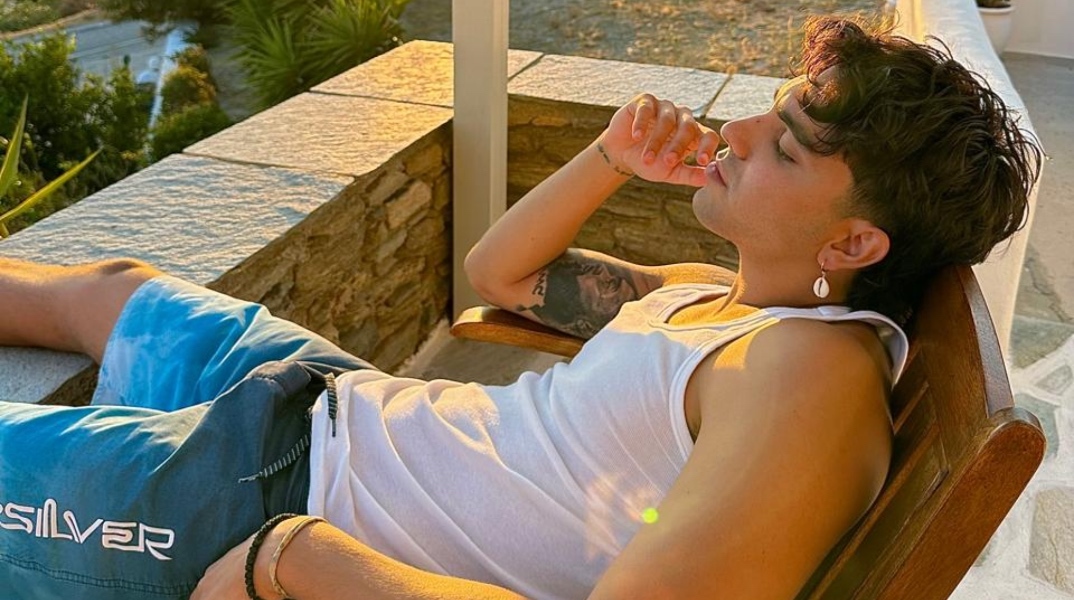 Ο τραγουδιστής Kira May Cry μιλάει για τα δικά του Χανιά