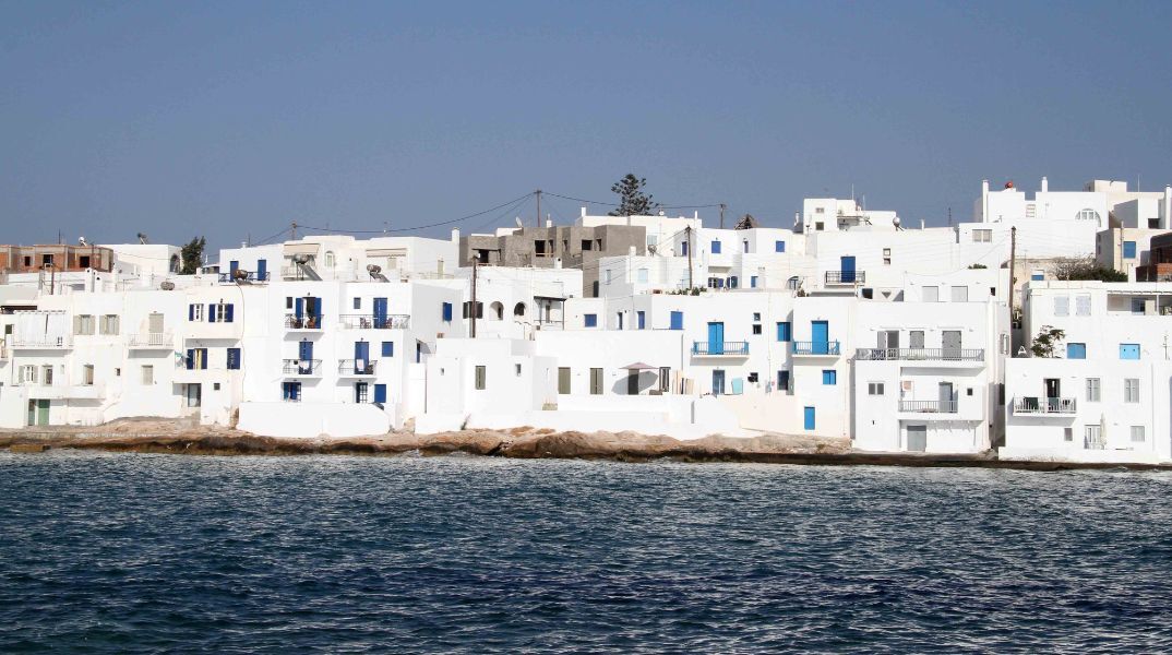 Η Πάρος αναδείχθηκε κορυφαίο νησί παγκοσμίως για το 2025 στα βραβεία World’s Best Awards - Τριπλή διάκριση για τα ελληνικά νησιά.