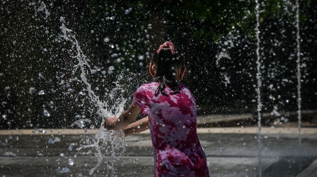 Καύσωνες πιο συχνοί και πιο έντονοι: Συνηθίζουμε τις ακραίες θερμοκρασίες;
