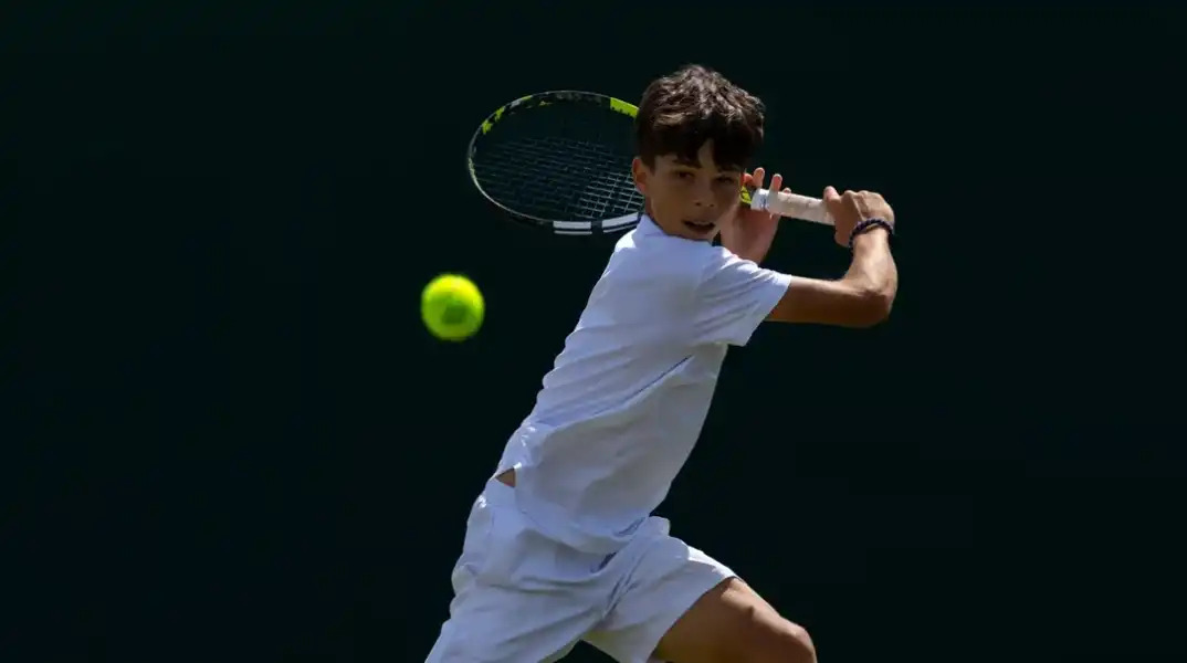 Ραφαήλ Παγώνης: Έχασε τον τίτλο στο Wimbledon U14, αλλά το μέλλον του ανήκει