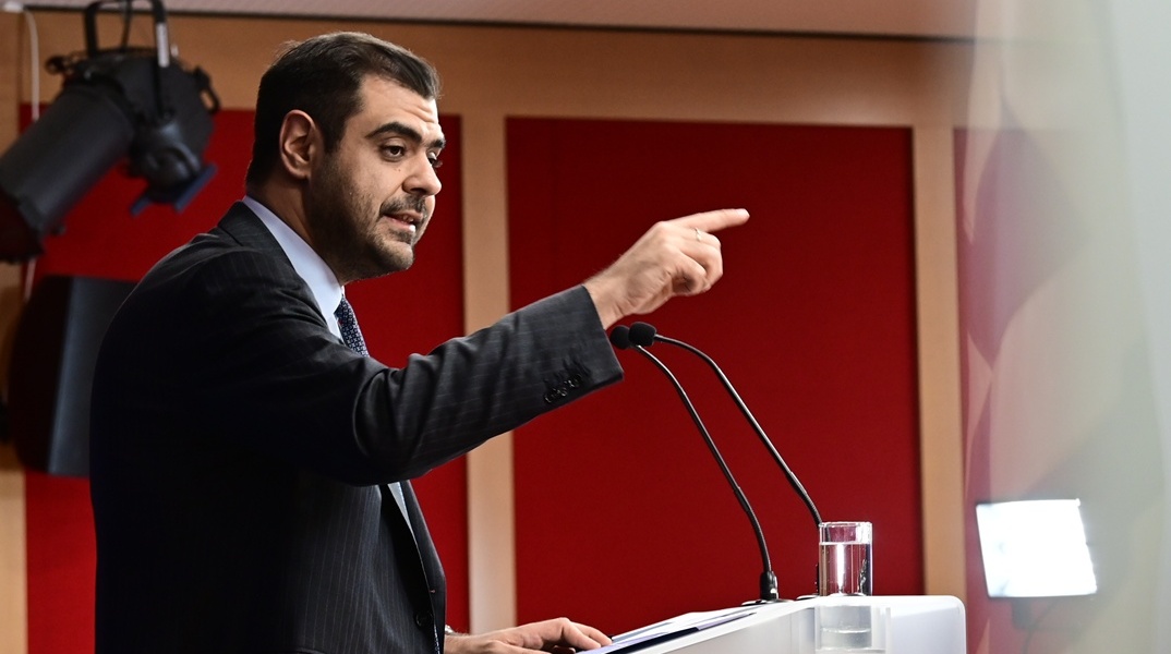 Ο κυβερνητικός εκπρόσωπος, Παύλος Μαρινάκης