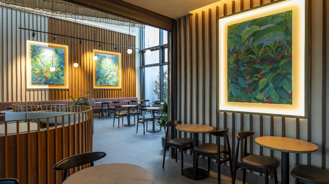 Το ανακαινισμένο κατάστημα Starbucks στο River West