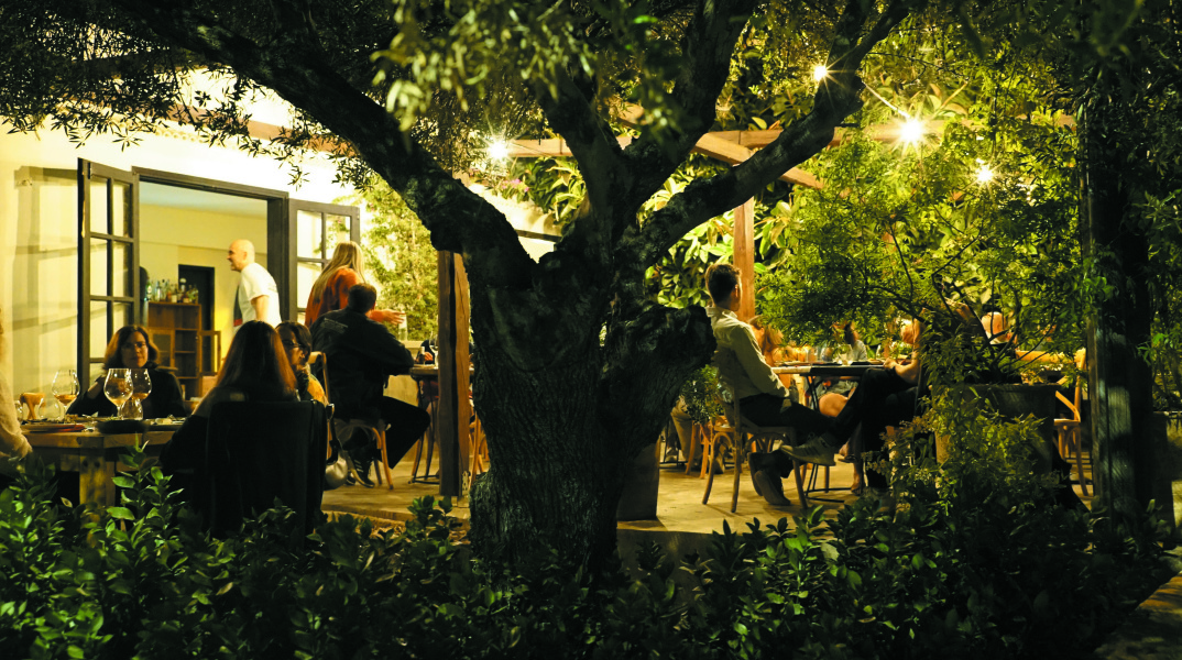 Alibertos Food & Wine: Το χανιώτικο wine place που κάνει τη διαφορά