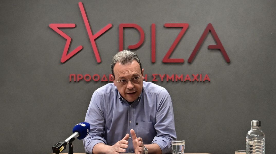 O Σωκράτης Φάμελλος