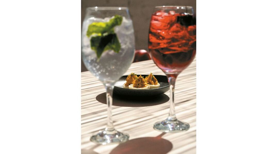 Kahuna Seaside Bar Restaurant