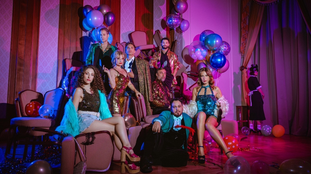 Hotel Amour: Το νέο μιούζικαλ Ευαγγελάτου και Καραμουρατίδη στο Θέατρο Ακροπόλ