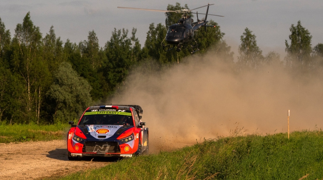 O Όλιβερ Σόμπεργκ κερδίζει το Ράλι Εσθονίας