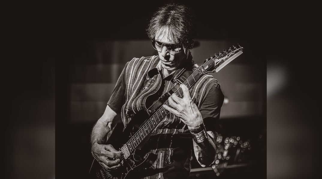 Στιβ Βάι: Η Θεσσαλονίκη, οι Ιταλοί της Νέας Υόρκης και ο Φρανκ Ζάπα