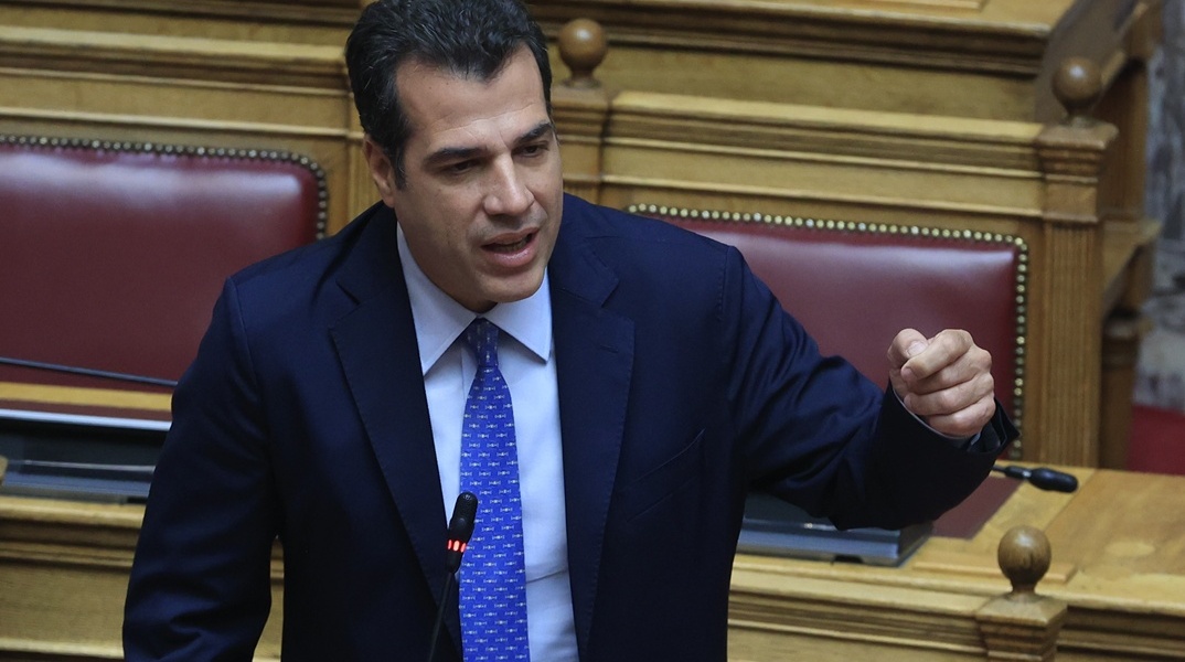 Θάνος Πλεύρης