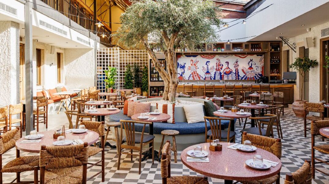 25 στέκια που κάνουν διαφορετικό το καλοκαίρι του 2025