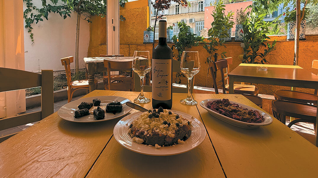 Ταβέρνα Η Λεύκα