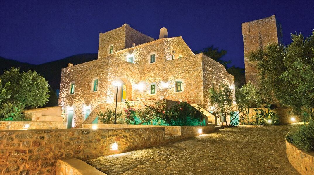 Πανδώρα - Πύργος Αραπάκη