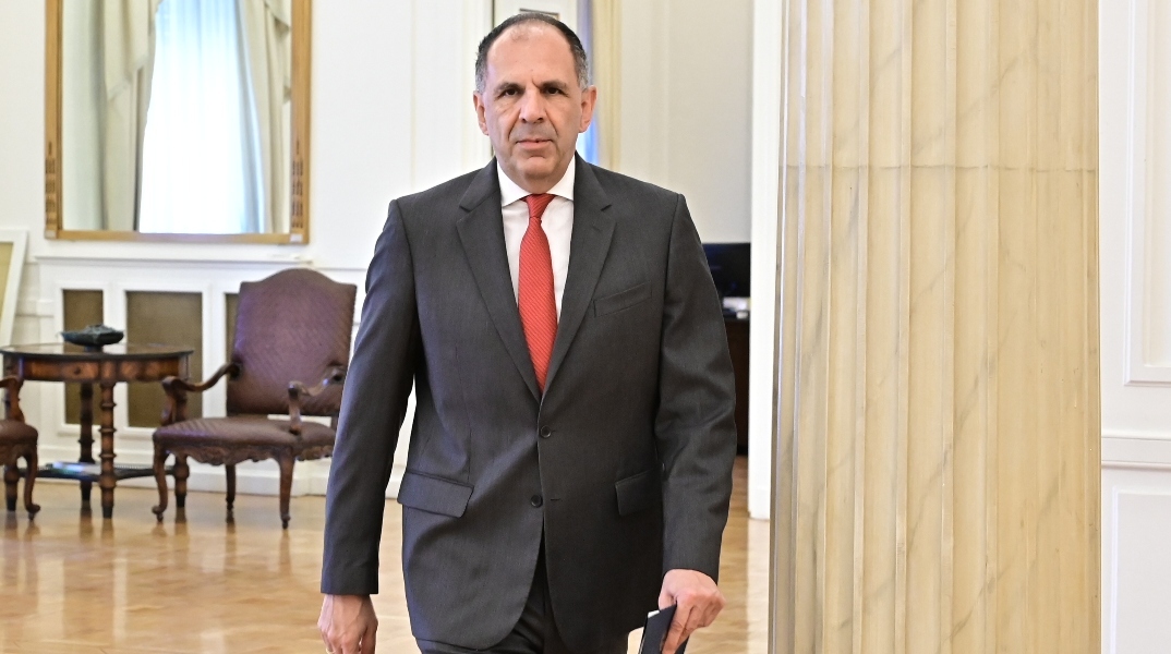 Γεραπετρίτης: Η Ελλάδα δεν δέχεται υποδείξεις από κανέναν για το τί θα πράξει στα χωρικά της ύδατα