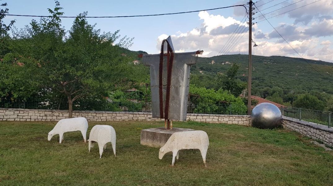 15ο Συμπόσιο Γλυπτικής: Εκεί που η καλλιτεχνική δημιουργία συναντά ένα πανέμορφο χωριό της Ηπείρου