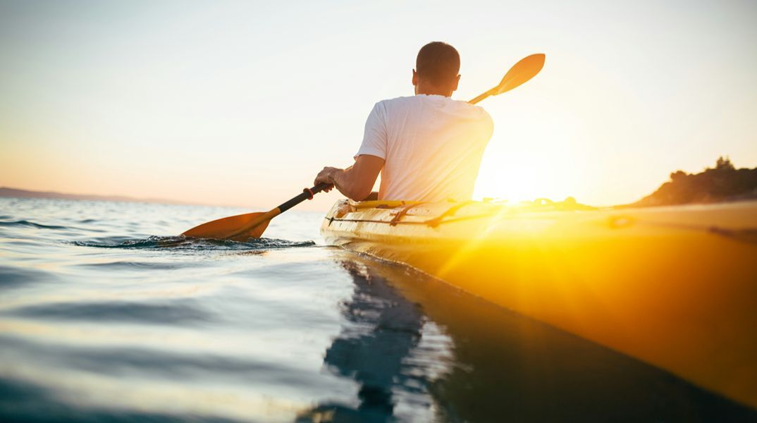 Αγνοούνται ακόμη τα δύο άτομα στη Λευκάδα που παρασύρθηκαν από τα ρεύματα ενώ έκαναν SUP